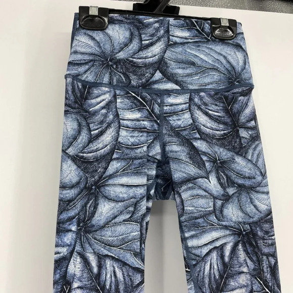 Lululemon Wunder Under HR  concrete jungle Alpine 4 - Picture 10 of 16